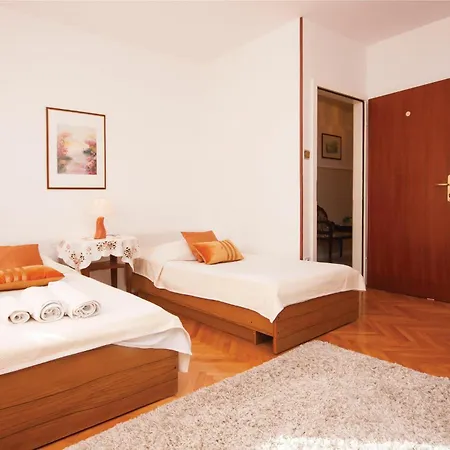 Apartment Cozy In Brodarica With Wifi Brodarica (Sibenik-Knin)