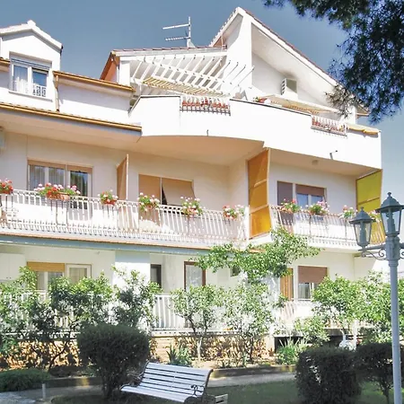 Appartement Three-bedroom In Brodarica (Sibenik-Knin)