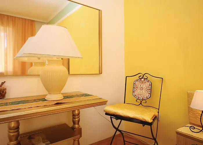 Three-bedroom In Appartement Brodarica (Sibenik-Knin)